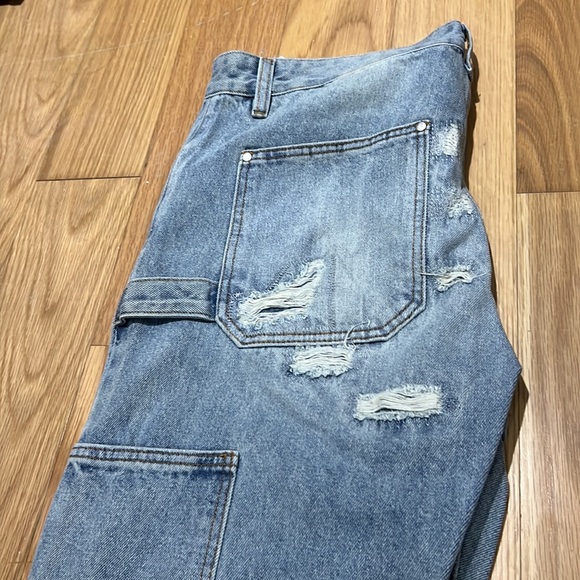 Jeans - Picture 4 of 5